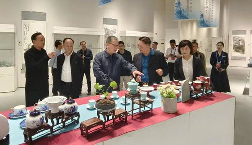 中央宣傳部領(lǐng)導(dǎo)蒞臨江西友邦文化調(diào)研，胡正魁陪同指導(dǎo)文化藝術(shù)交流與策劃工作